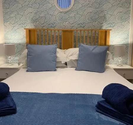 펜션 2, 11 The - Ground Floor Beachfront - Ocholo 파일리